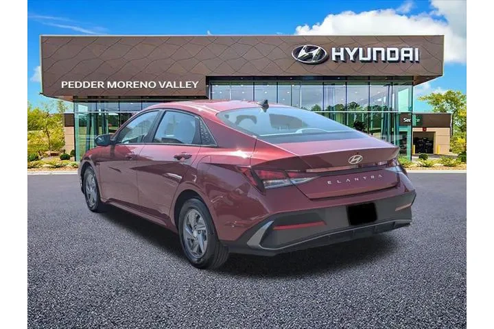 $20423 : Hyundai ELANTRA 2025 SE 4dr image 5