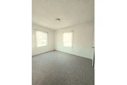 $2600 : 3Bd+2Ba+1Pk. thumbnail