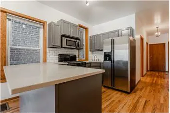 $2650 : Rental property with 2 bedro image 3