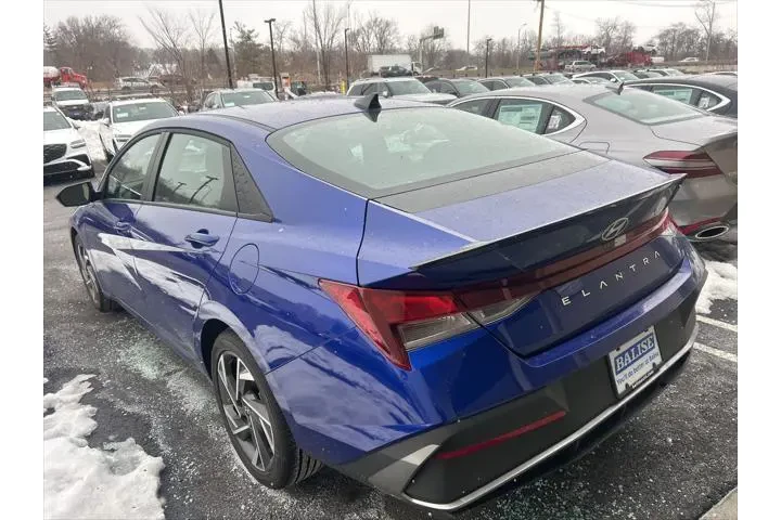 $20577 : Hyundai ELANTRA 2025 SEL Spo image 4