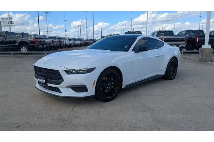 $29400 : Ford Mustang 2025 EcoBoost 2 image 7