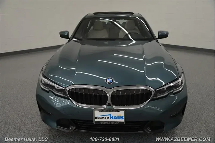 $23998 : BMW 3 Series 2021 330e 4dr S image 4