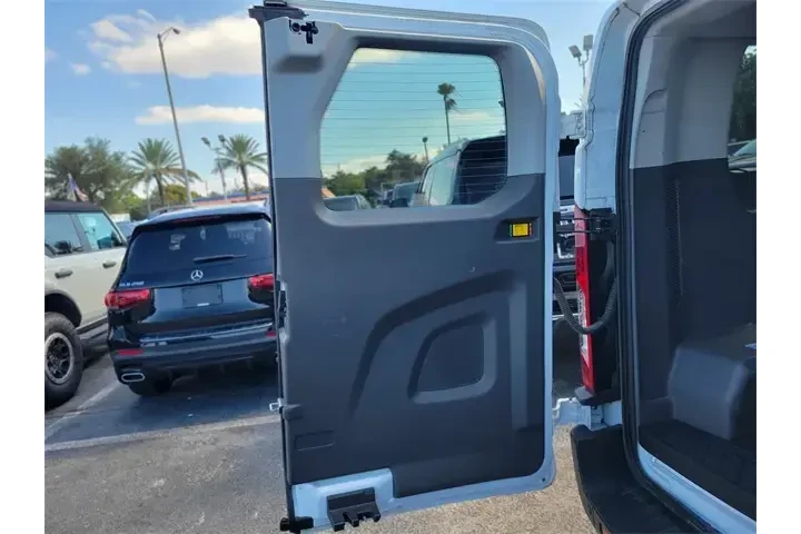$35291 : Ford Transit 2023 350 XL 3dr image 6