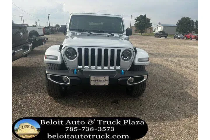 $39187 : Jeep Wrangler 2023 4x4 High image 4