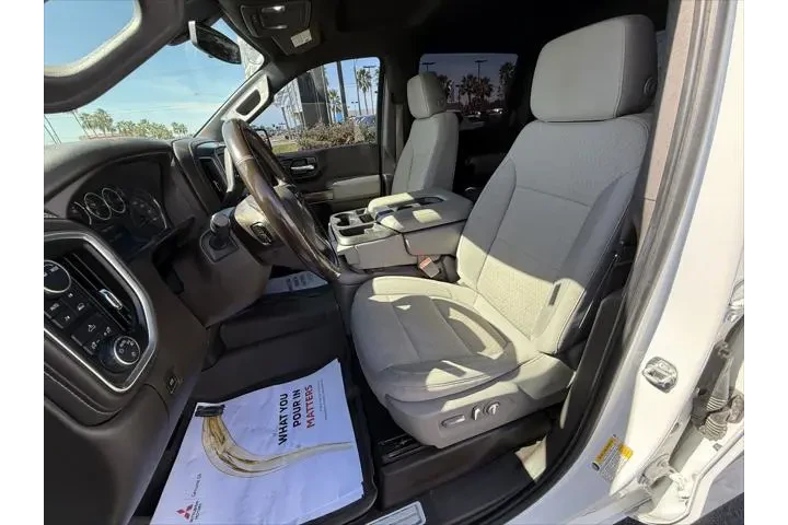 $32999 : Chevrolet Silverado 1500 202 image 8