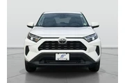 $26918 : Toyota RAV4 2023 AWD LE 4dr thumbnail