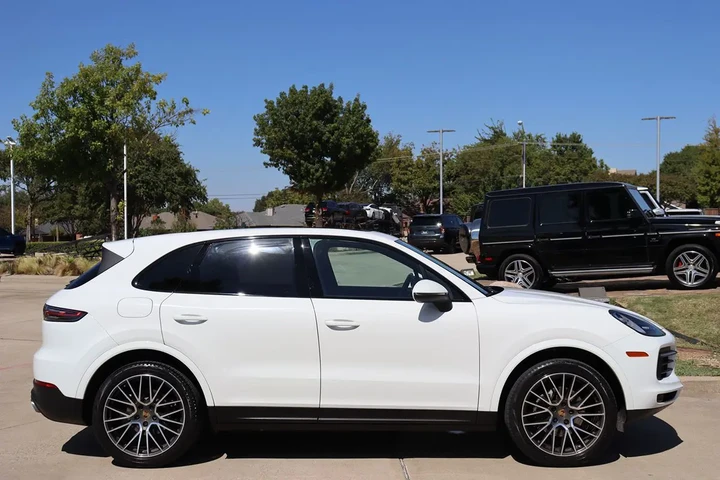 $44810 : 2020 Cayenne image 6