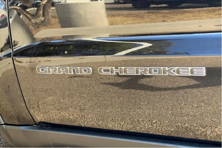$15806 : Jeep Grand Cherokee 2019 4x2 image 9