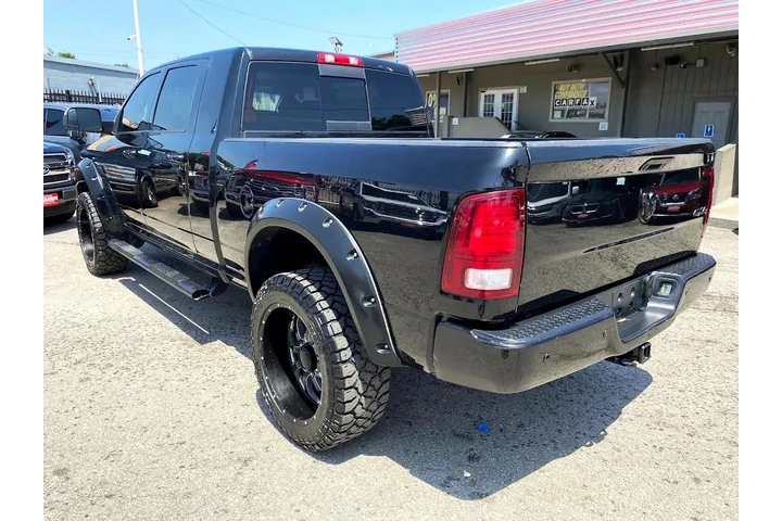 2018 RAM 2500 Laramie Mega Ca image 4