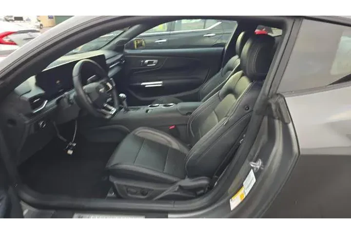 $35500 : Ford Mustang 2025 EcoBoost P image 5