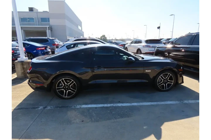 $34999 : Ford Mustang 2022 GT Premium image 9