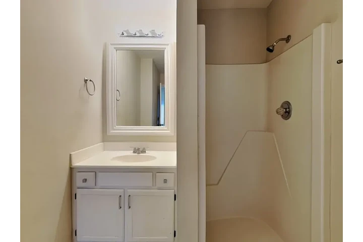 $940 : Affordable accommodation image 1