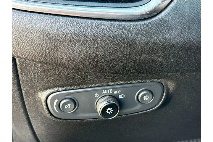 $5980 : Chevrolet Equinox 2020 LT 4d image 10