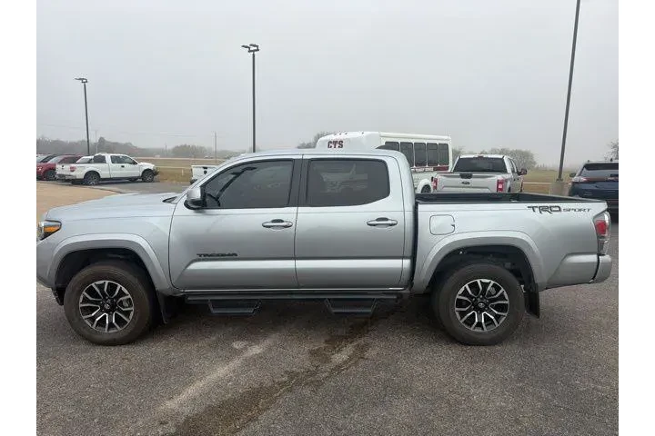 $34495 : Toyota Tacoma 2022 4x2 TRD O image 8