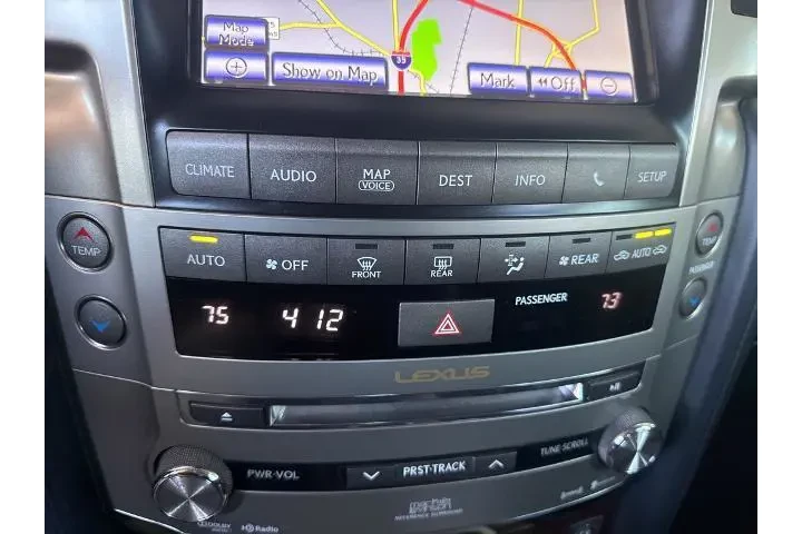 $32459 : Lexus LX 570 2014 AWD 4dr SU image 8