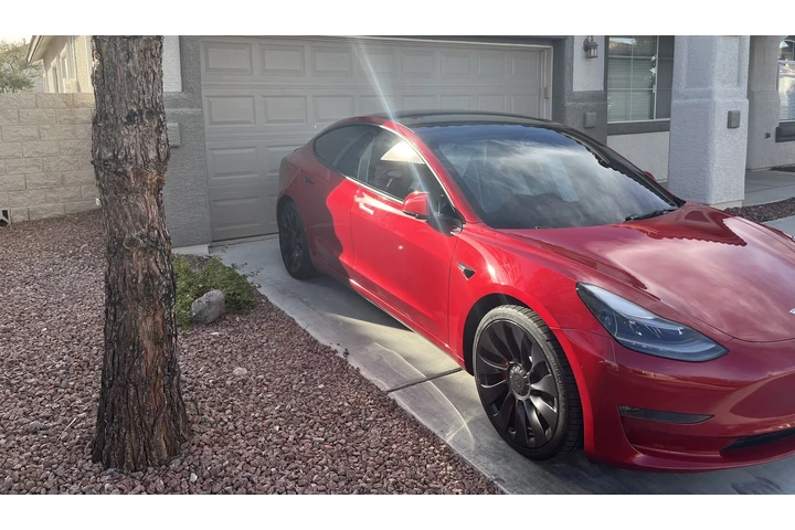 $585 : Lindo cuarto 7 Hills Henderson image 10