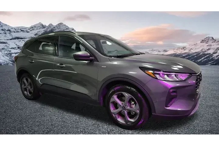 $24354 : Ford Escape 2025 ST-Line 4dr image 1
