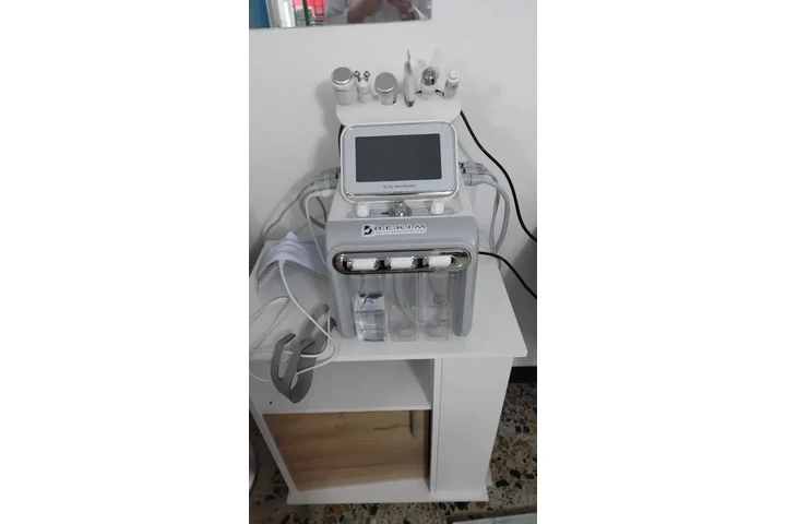 SE VENDEN EQUIPOS DE ESTÉTICA image 2