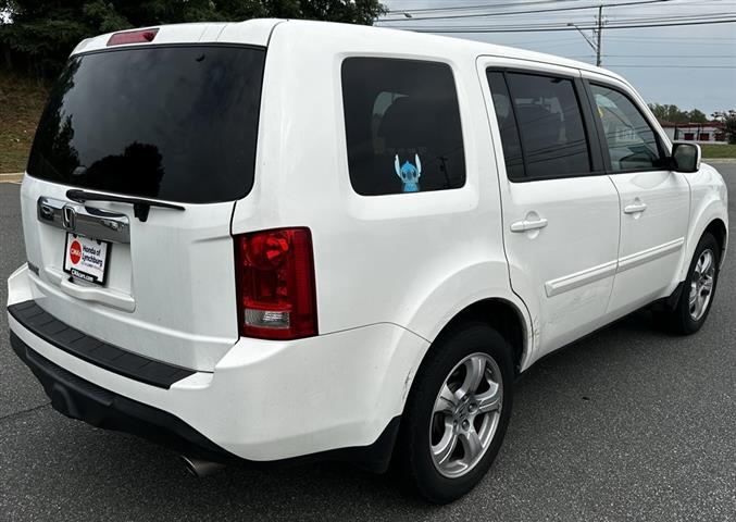 $18833 : PRE-OWNED 2015 HONDA PILOT EX image 5