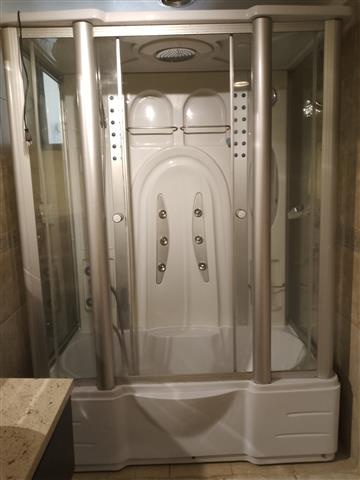 Cabina de baño e hidromasajes image 5
