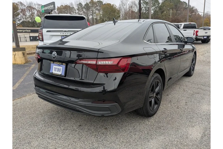 $20500 : Volkswagen Jetta 2023 SE 4dr image 4