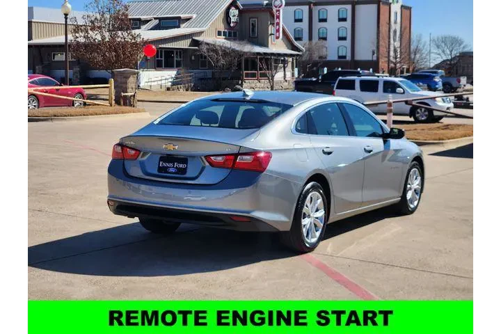 $20500 : Chevrolet Malibu 2025 LT 4dr image 6