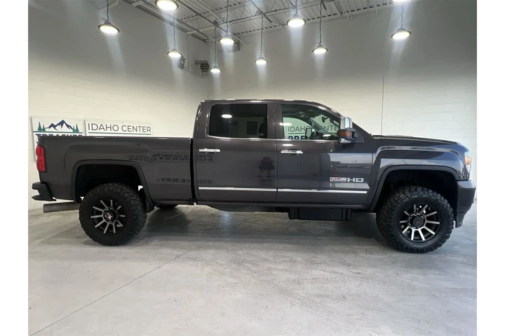 $38778 : GMC Sierra 3500HD 2015 4x4 S image 9