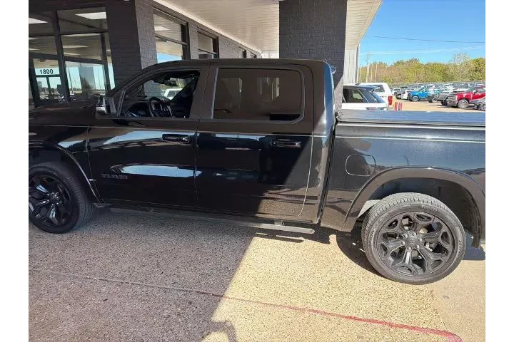 $35016 : Ram 1500 2022 4x4 Limited 4d image 2
