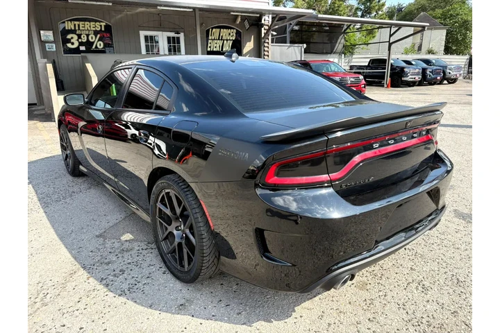 2019 Charger R/T image 5