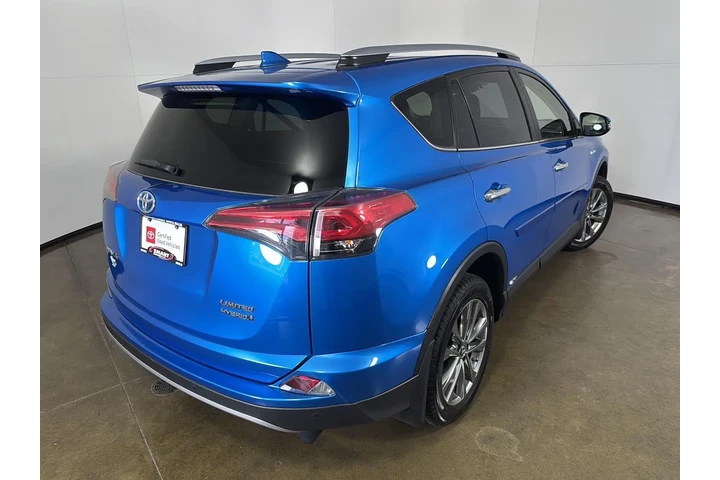 $21288 : 2017 RAV4 Hybrid Limited image 10