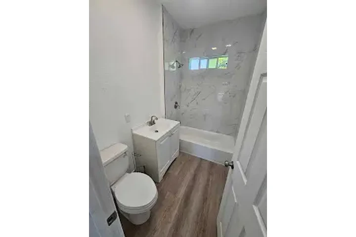 $1695 : RENTO APARTAMENTO image 7