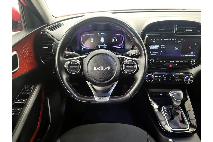 $21998 : Kia Soul 2023 GT-Line 4dr Cr image 10