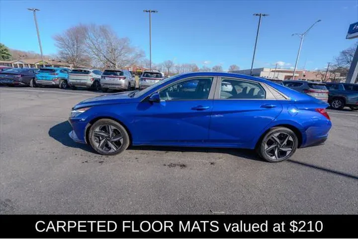$19995 : Hyundai ELANTRA 2023 SEL 4dr image 4