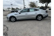 $25825 : Hyundai SONATA 2025 SE 4dr S thumbnail
