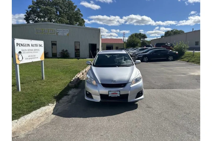 $6500 : 2009 Matrix S image 3