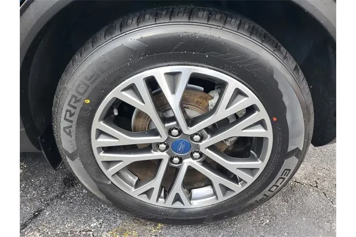 $10990 : Ford Escape 2020 SEL 4dr SUV image 6