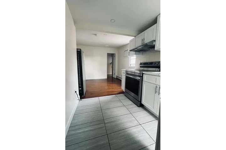 $2500 : apartamento de 3 cuartos image 4