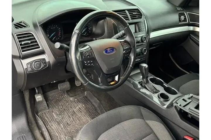 $15676 : Ford Explorer 2017 XLT 4dr S image 10