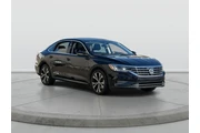 Volkswagen Passat 2022 SE 4d