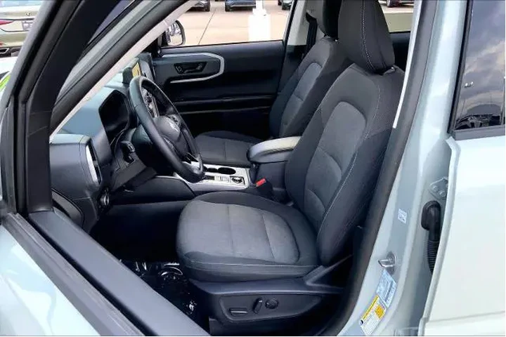 $27738 : Ford Bronco Sport 2024 AWD B image 7