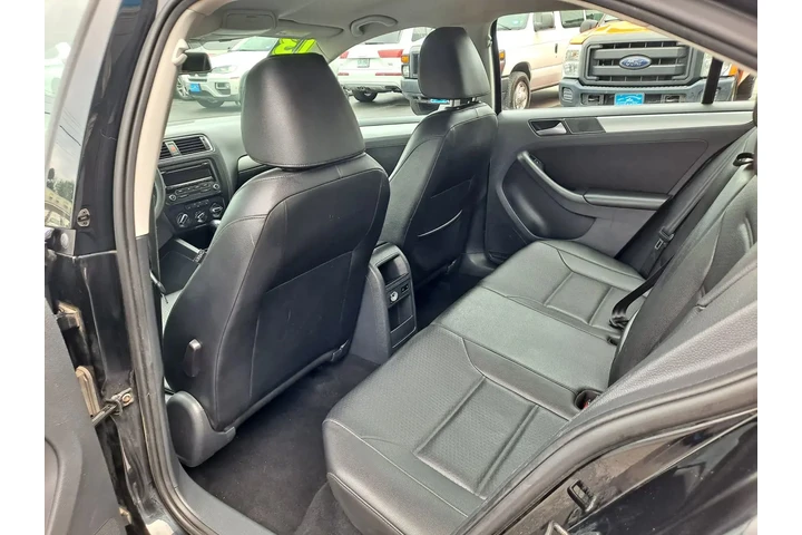 $3600 : 2013 VOLKSWAGEN JETTA 2.5L SE image 10