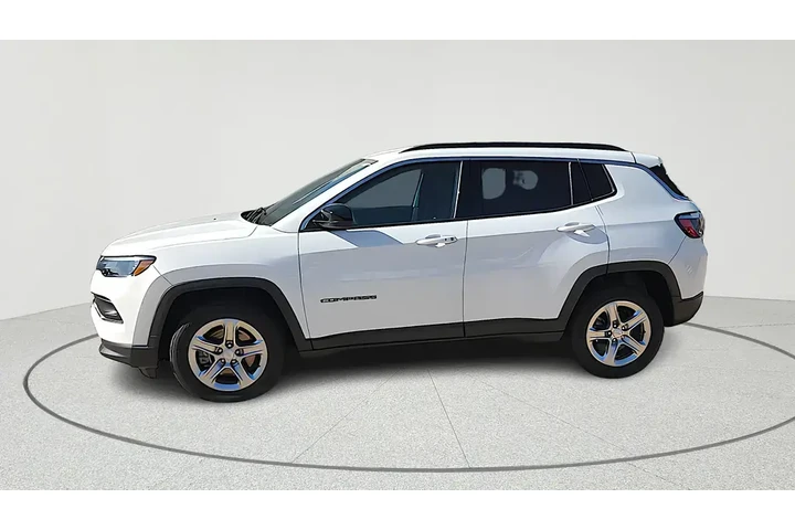 $17612 : Jeep Compass 2024 4x4 Latitu image 4