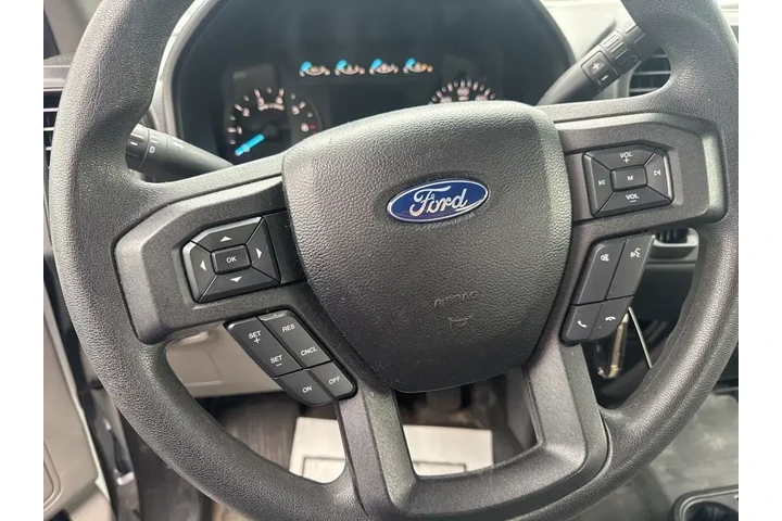 $27750 : Ford F-150 2019 4x2 Lariat 4 image 9