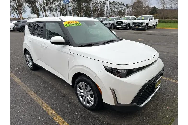 $17995 : Kia Soul 2023 S 4dr Crossove image 7