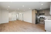 $2365 : 3-BEDROOM HOUSE AVAILABLE NOW! thumbnail