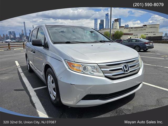 $6800 : 2012 HONDA ODYSSEY image 2