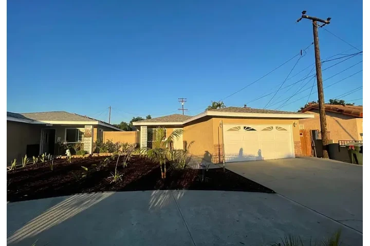 $2350 : 🏠Minutes from LAX✈ & SoFi🏟️ image 1
