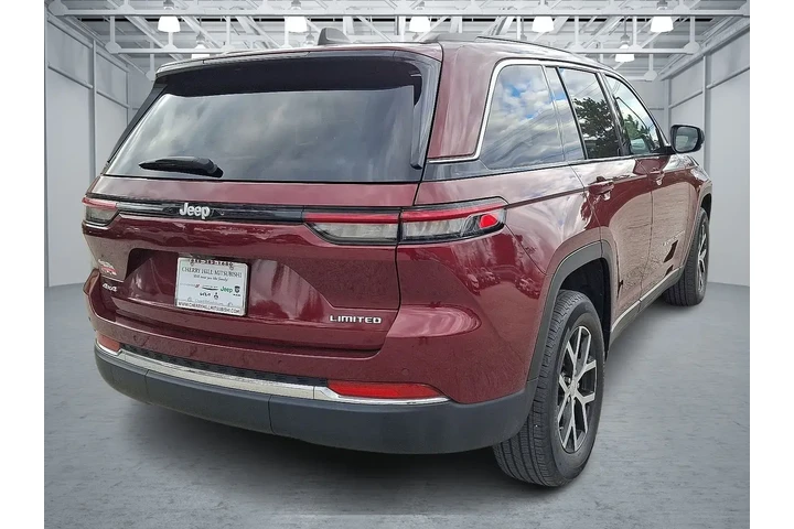 $36999 : Jeep Grand Cherokee 2024 4x4 image 5