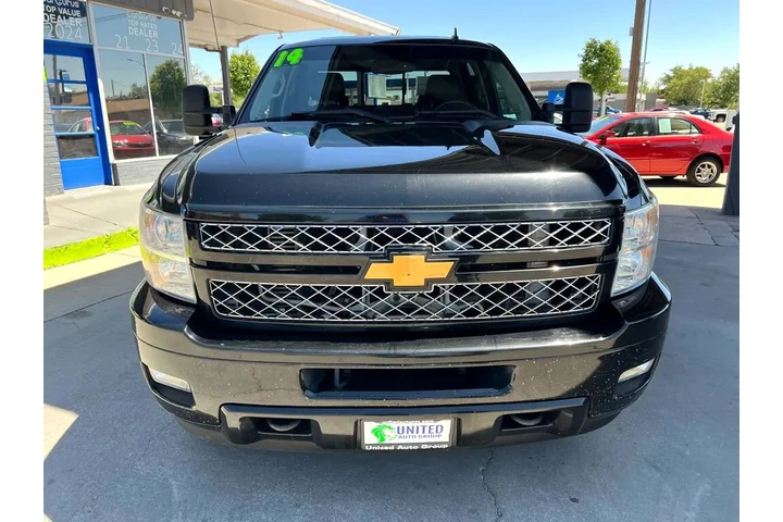 2014 Silverado 2500HD LTZ Cre image 2