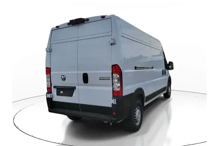 $39991 : Ram ProMaster 2025 Tradesman image 4
